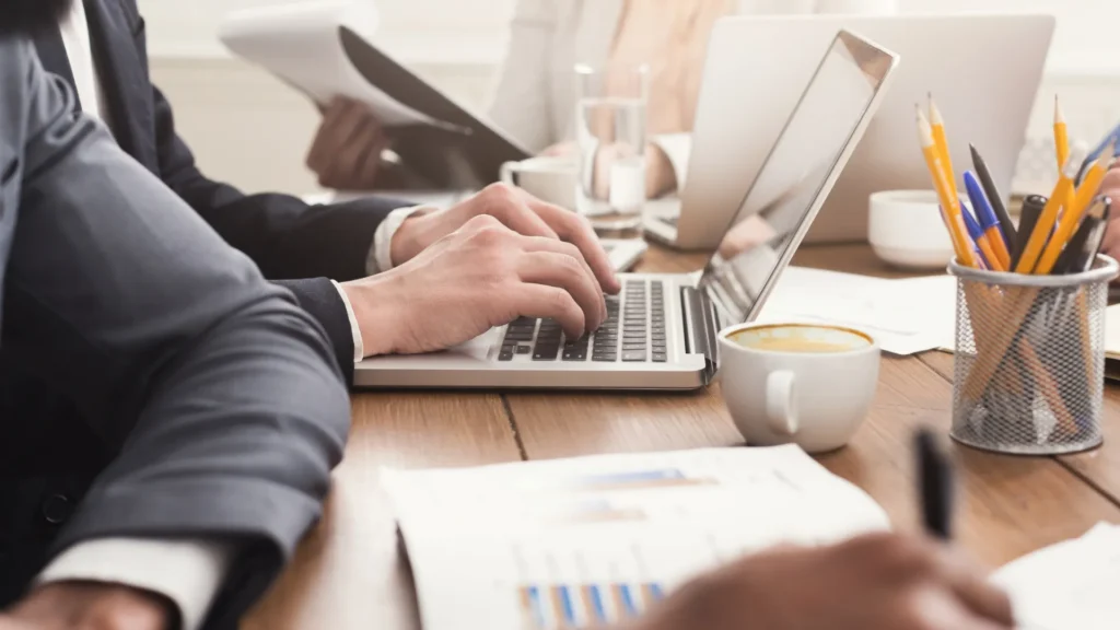 SharePoint Onlineの企業における活用事例